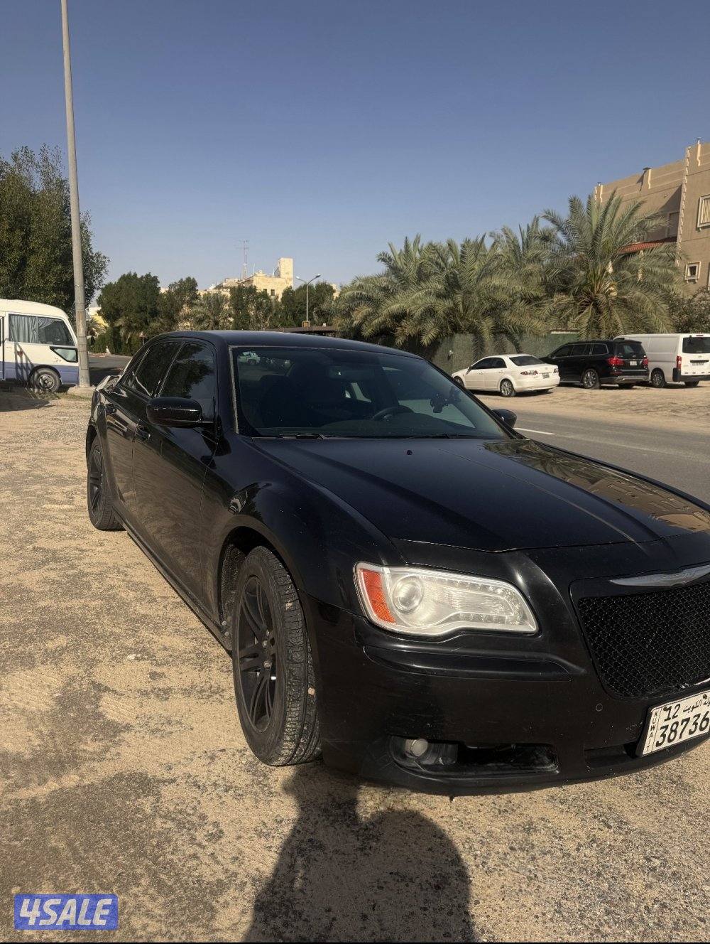 للبيع كرايسلر 2014 شرط الفحص2