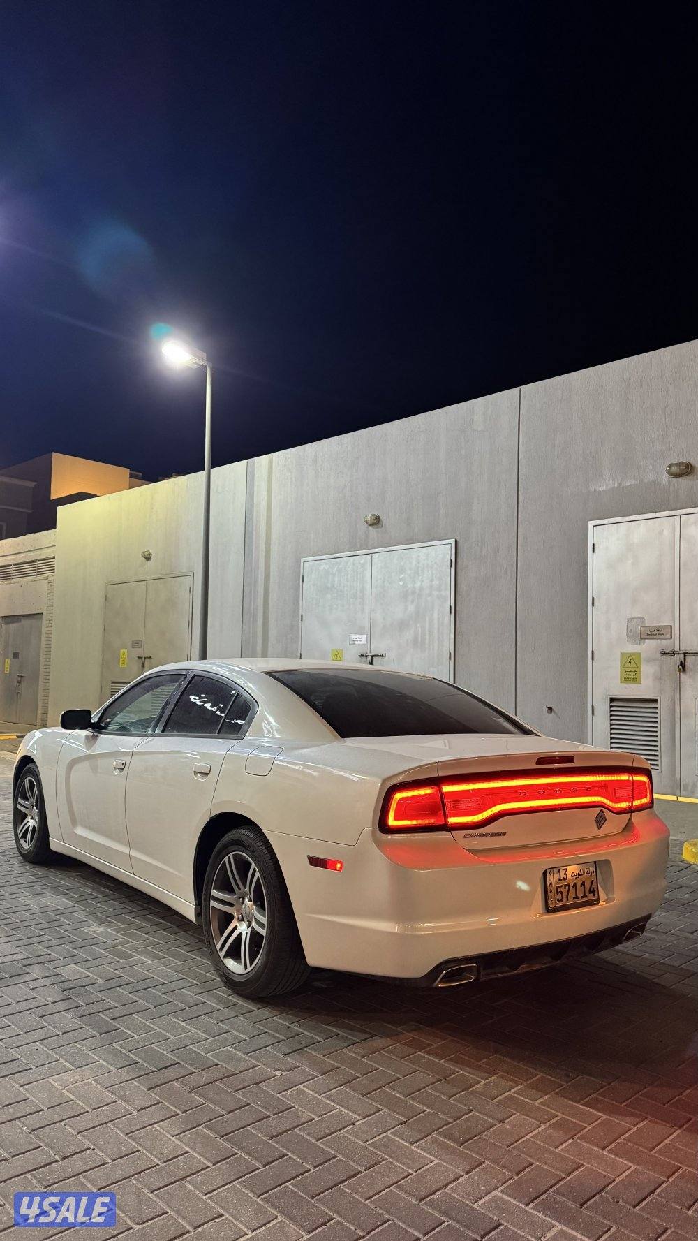 للبيع دوج شارجر 20142