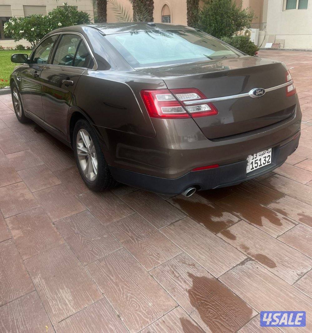Ford Taurus 2015 KM 2590000