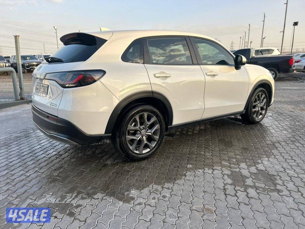 هوندا ZR-V موديل 2024 ماشى 50.000 k.m  وارد الغانم3