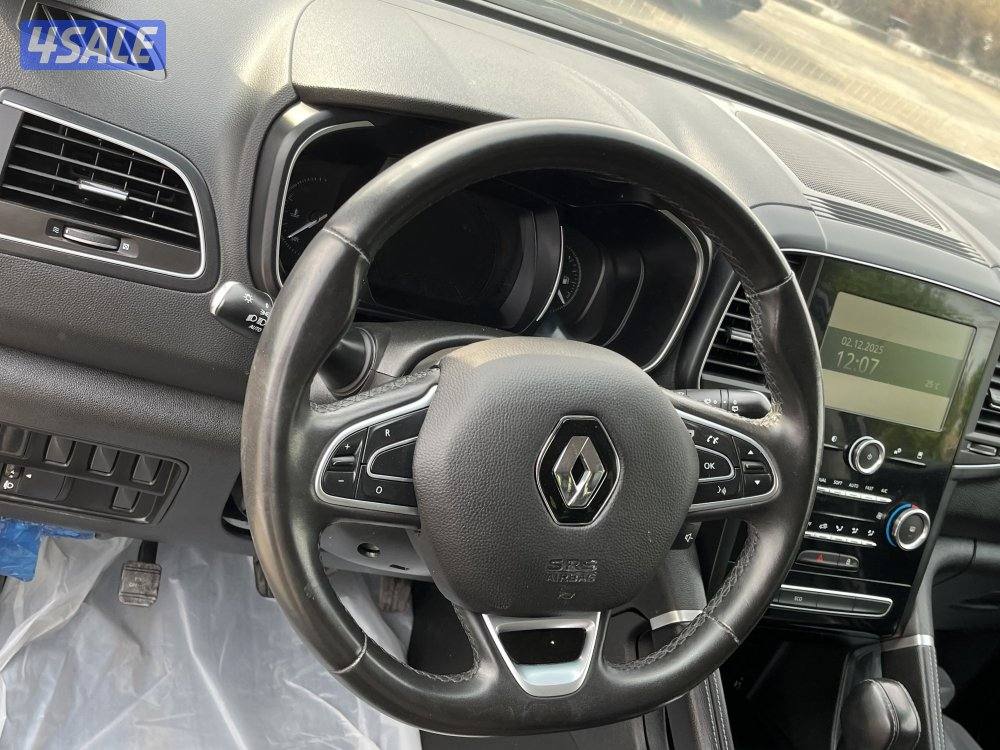 رينو كوليوس 20235