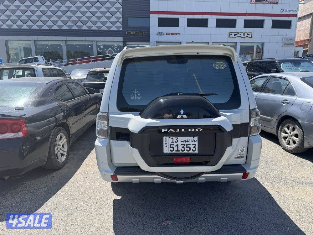 للبيع باجيرو 20156