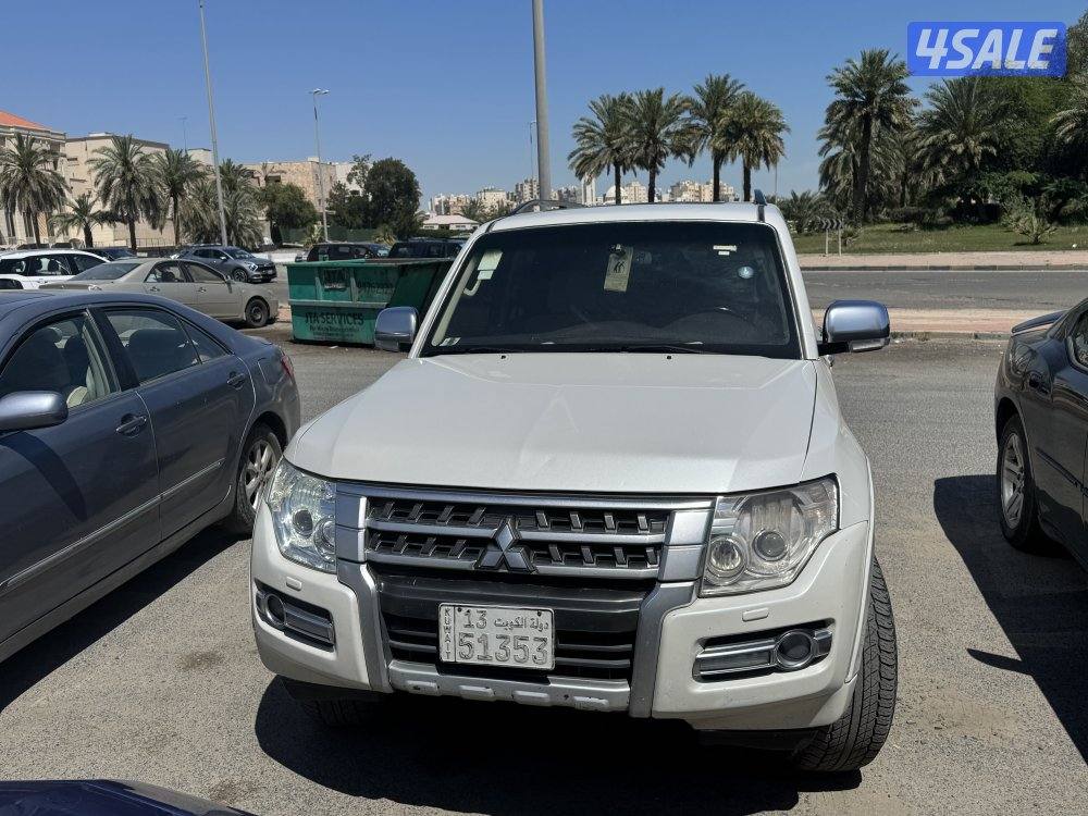 للبيع باجيرو 20157