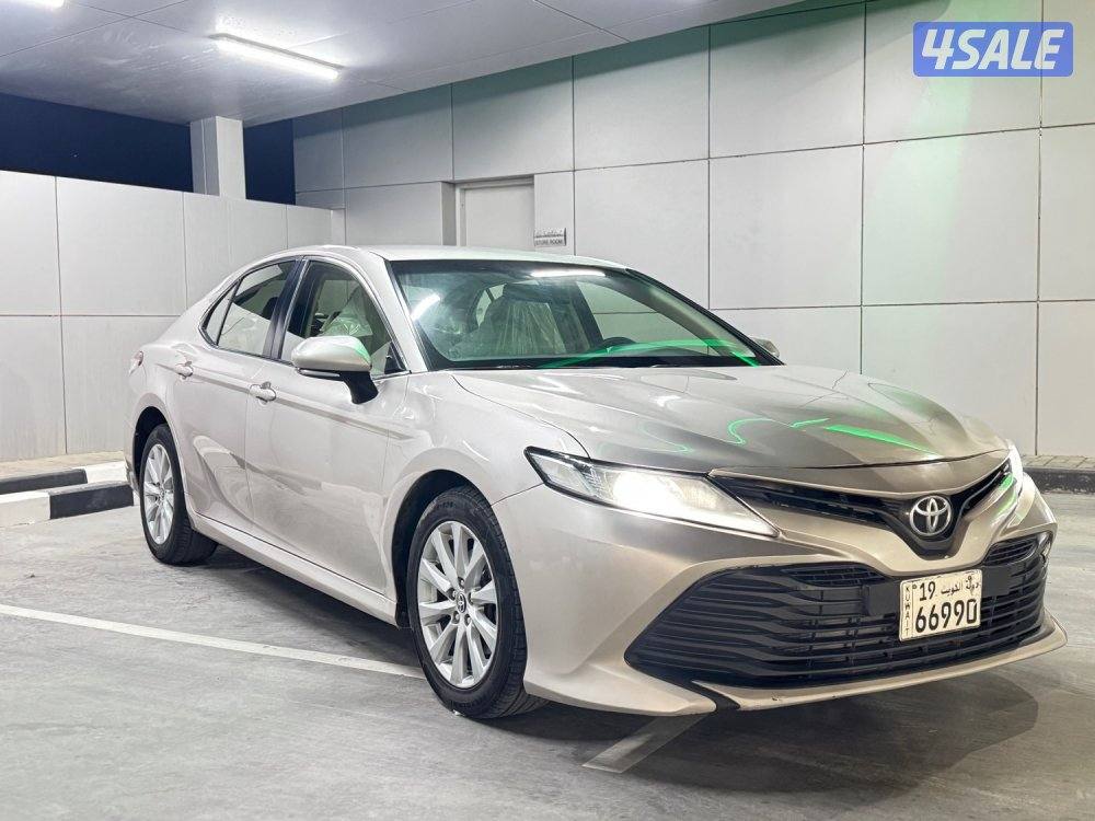 للبيع كامري 20200