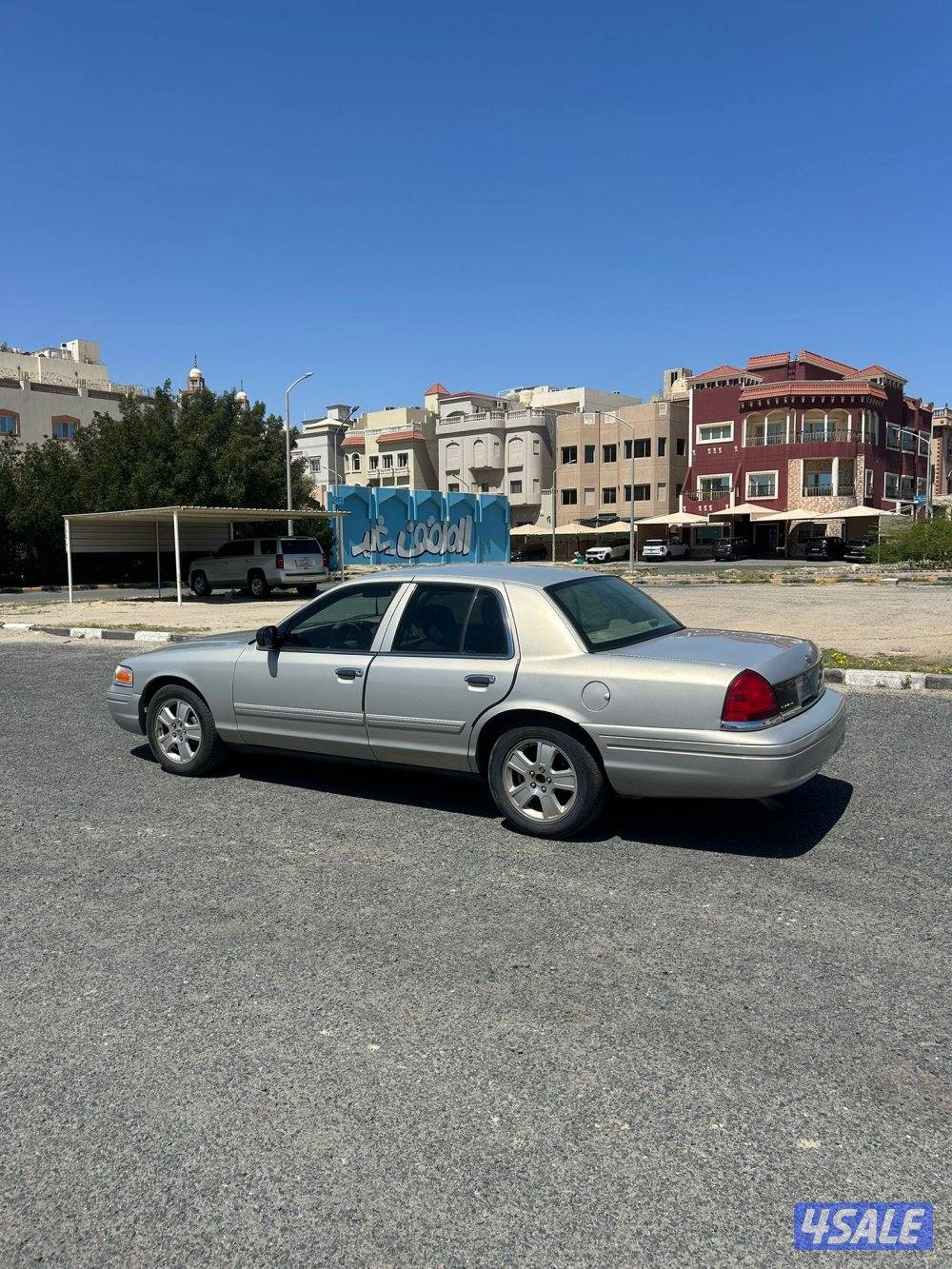 فورد فكتوريا4