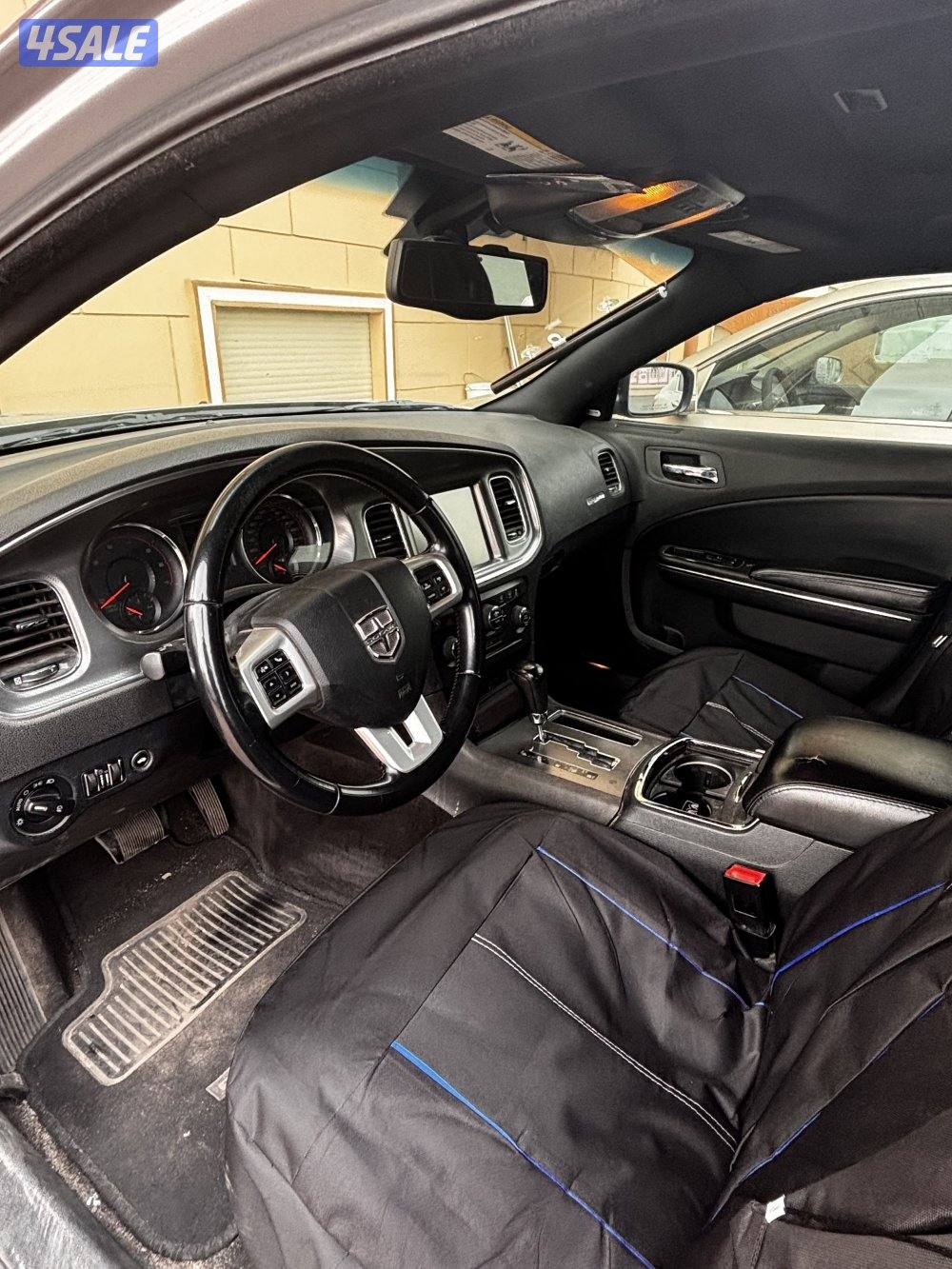 للبيع دوج تشارجر4