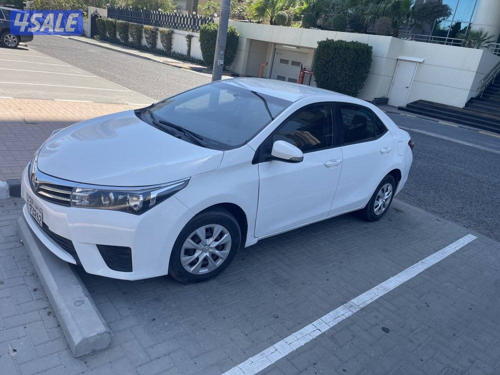 للبيع كرولا 2016 بحاله ممتازه شرط الفحص0