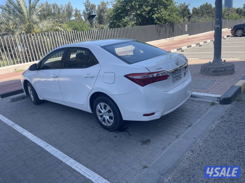 للبيع كرولا 2016 بحاله ممتازه شرط الفحص5