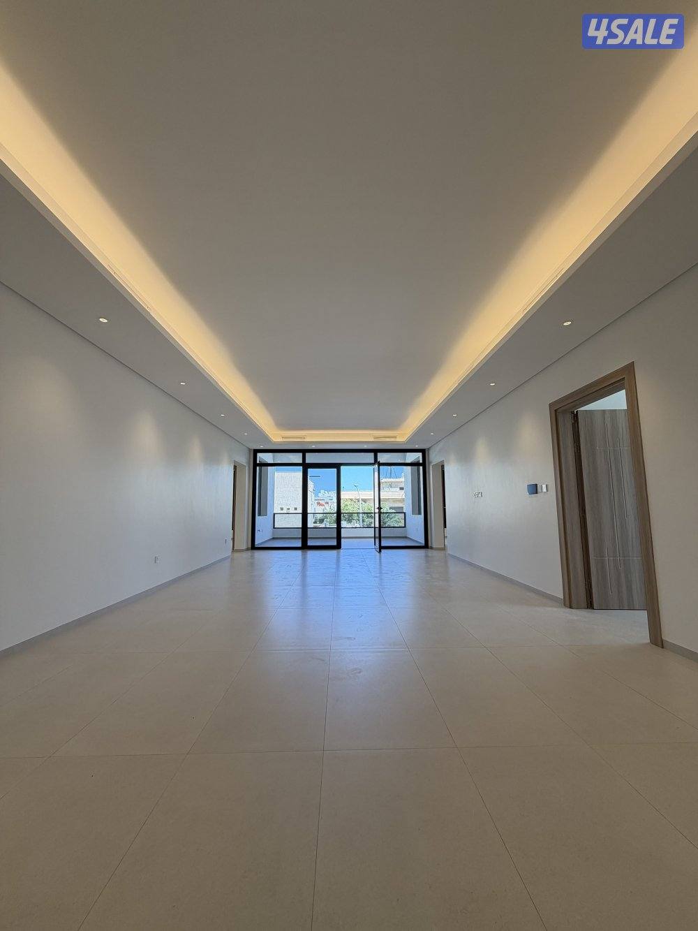 للايجار دور أول كامل في بيان مساحة ٢٠٠ متر0