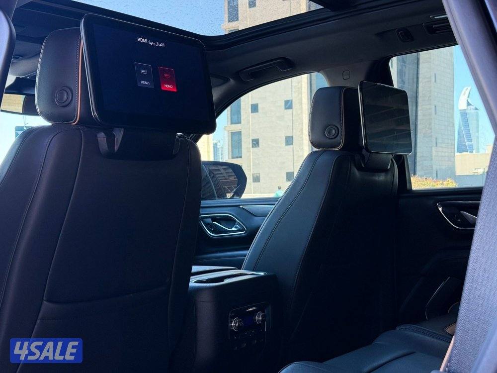 يوكنAT4 (مكينه6.2) موديل2024 عداد40الف وارد بهبهاني تحت الكفاله8