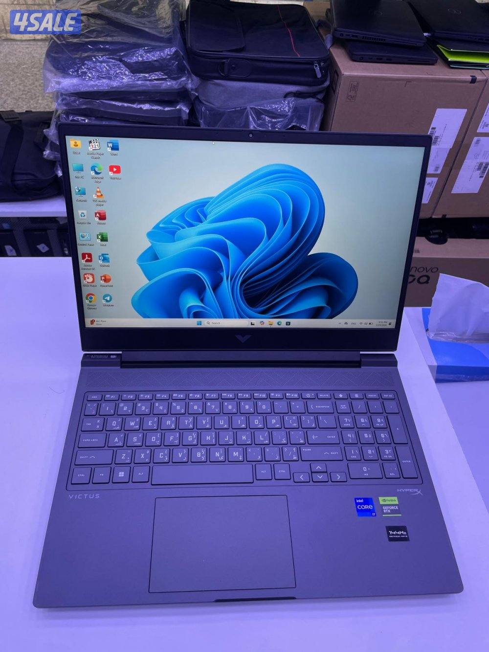 HP Victus  i7-14650HX RTX 40501