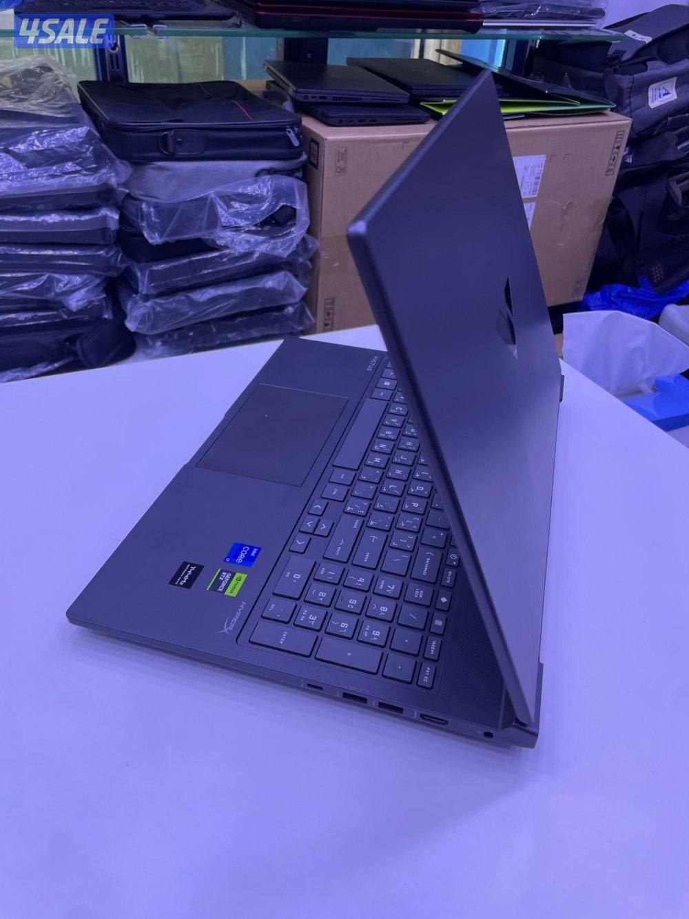 HP Victus  i7-14650HX RTX 40504