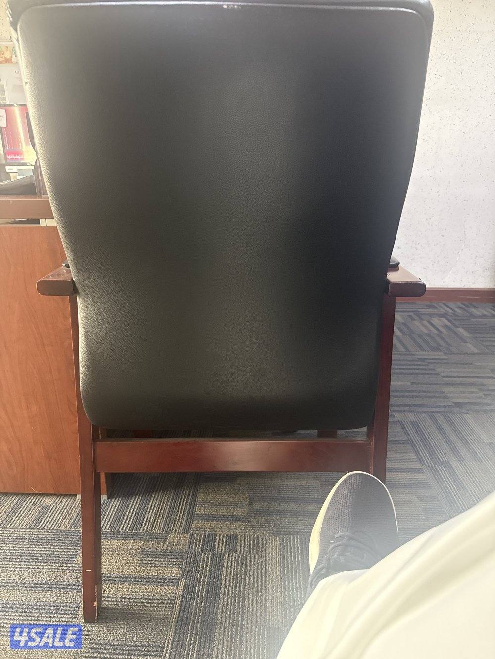 مطلوب أجار مكتب صغير0