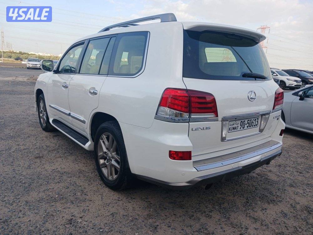 للبيع لكزس LX570 درجة أولى سبورت موديل ٢٠١٤4