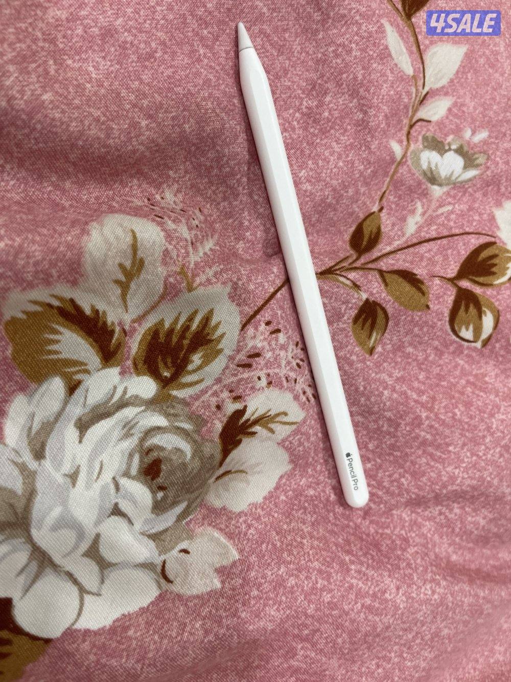 قلم ايباد ابل برو الاصلي نظيف وشغال تمام حق ام فور وام فايف0