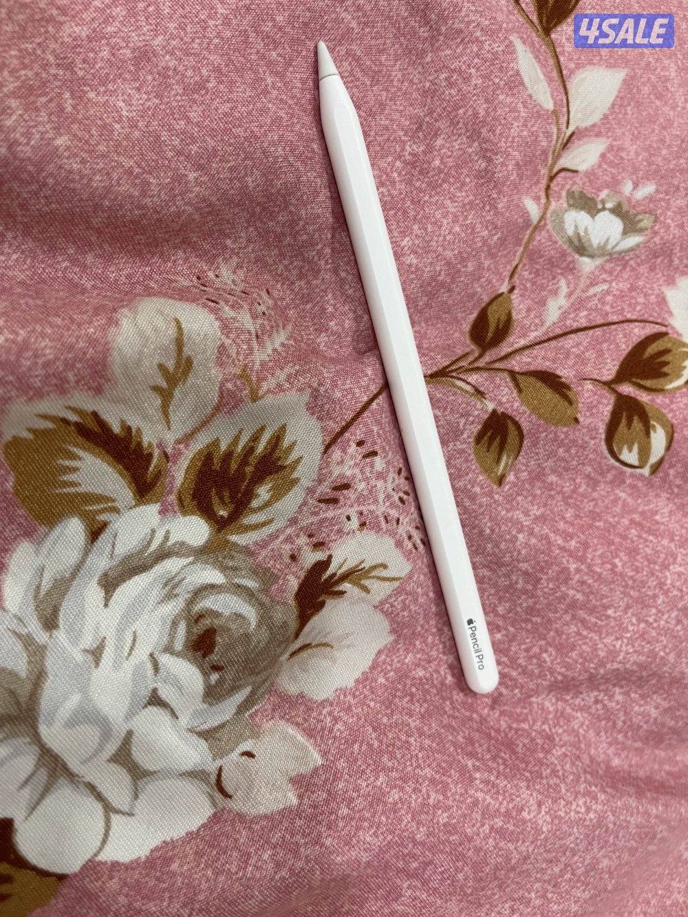 قلم ايباد ابل برو الاصلي نظيف وشغال تمام حق ام فور وام فايف3