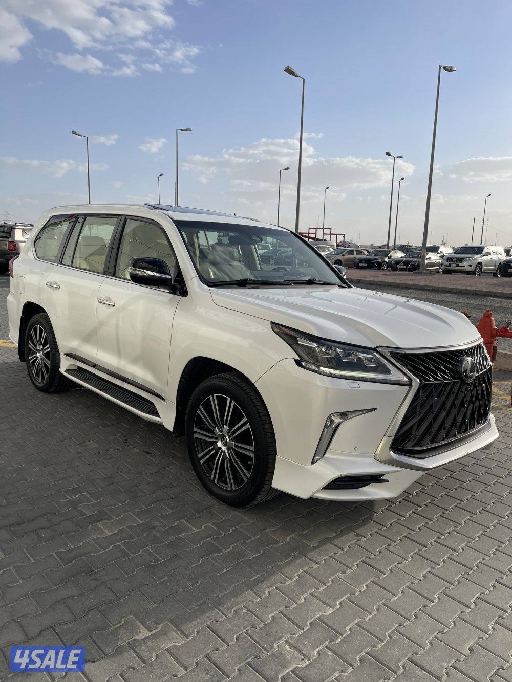 لكزس LX570 وارد قطر فحص جير مكينه شاصي البدي قطعه وحده1