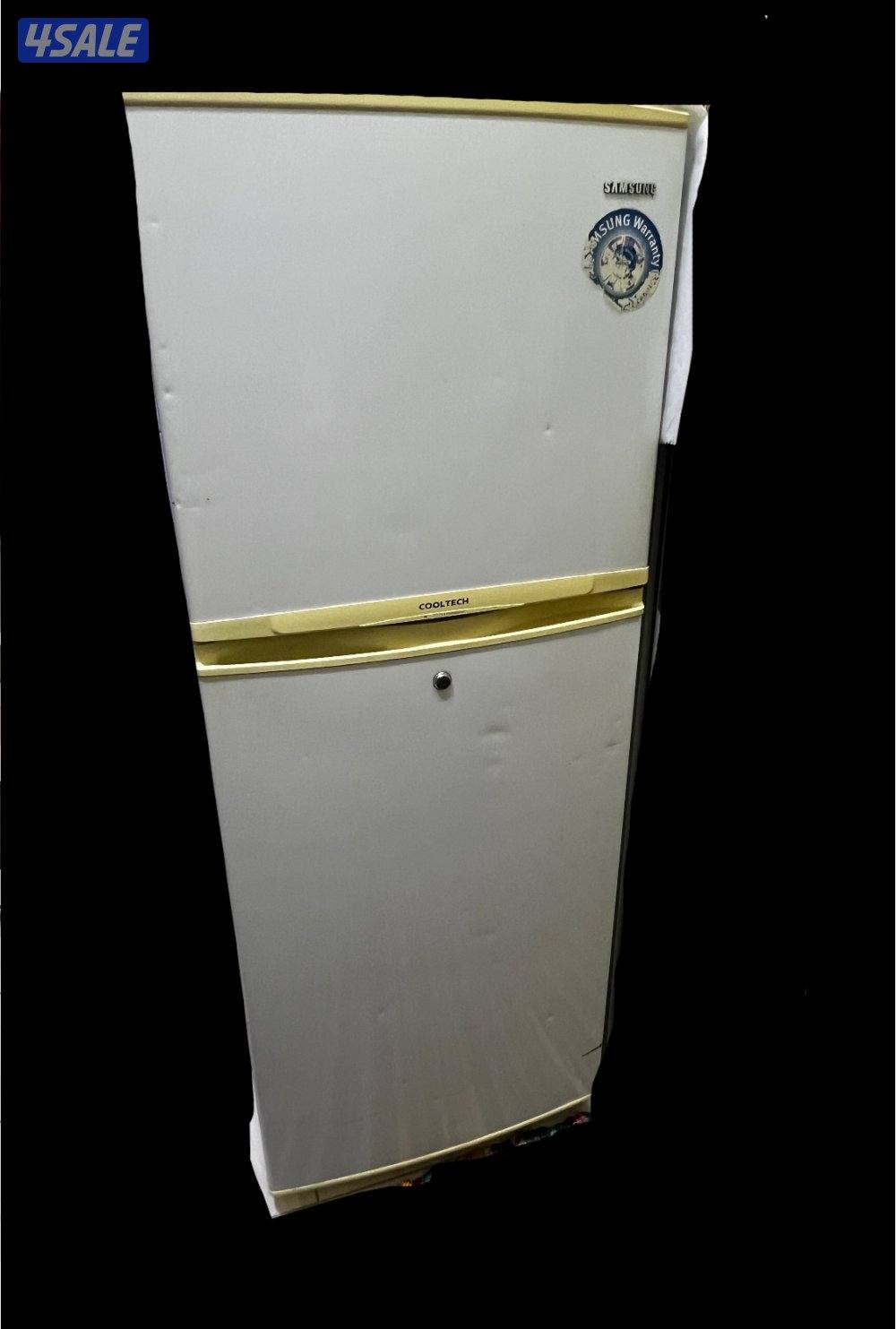 للبيع براد مع فريزر سامسونج السعر مفتوح0