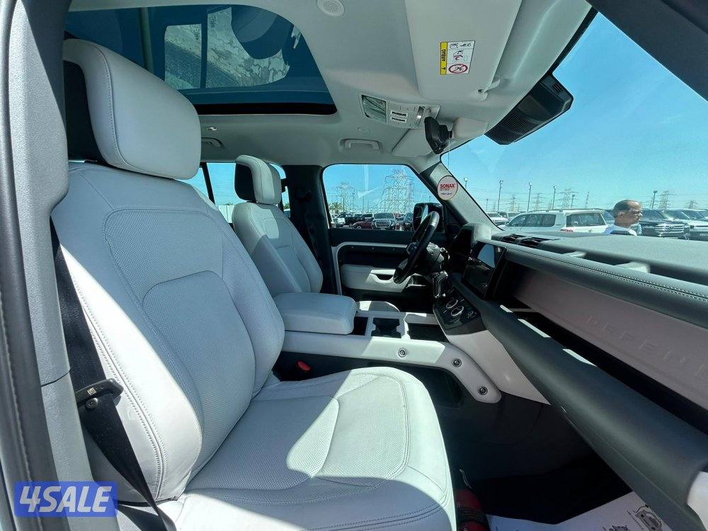 لاندروفر ديفندر 110-V6 موديل 2025 ماشى 46.000 k.m وارد الغانم.5