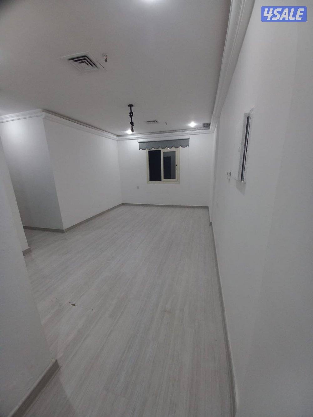 شقه الايجار السالميه قطعه 11 خلف البنزين الي ع الرابع7