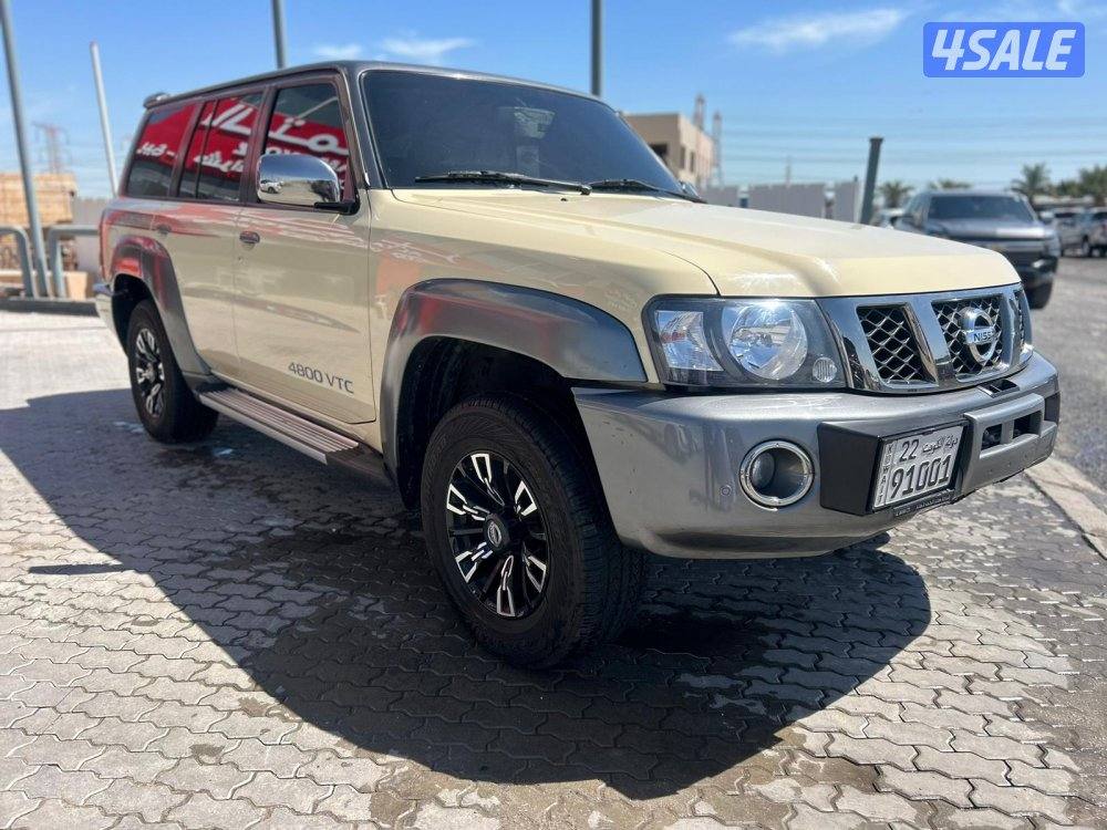 نيسان باترول سوبر سفارى موديل 2023 ماشى 70.000 k.m  وارد الخليج .1