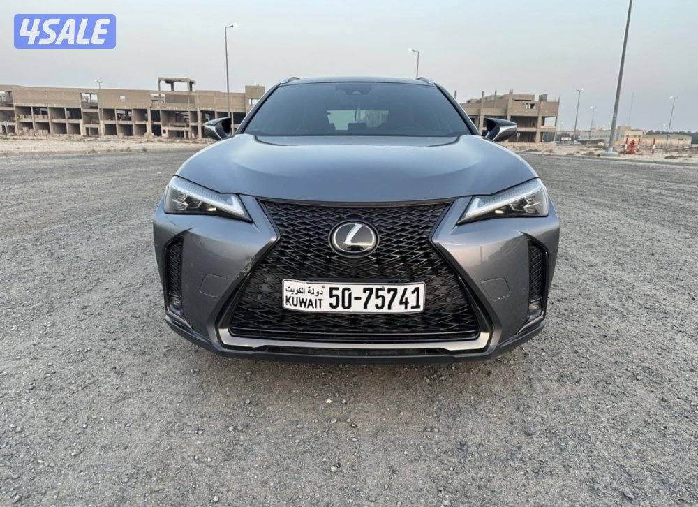 لكزس موديل 2019 شرط الفحص 6200 قابل للمساومه بالمعقول2