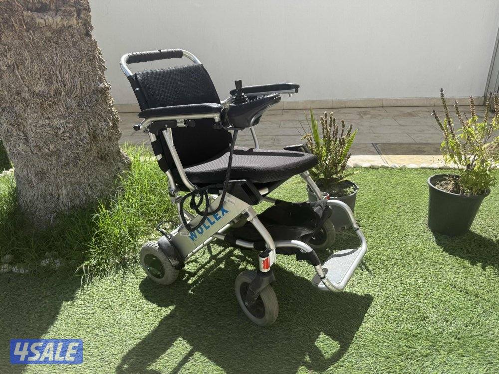 كرسي كهربائي متحرك لذوي الاحتياجات الخاصه8