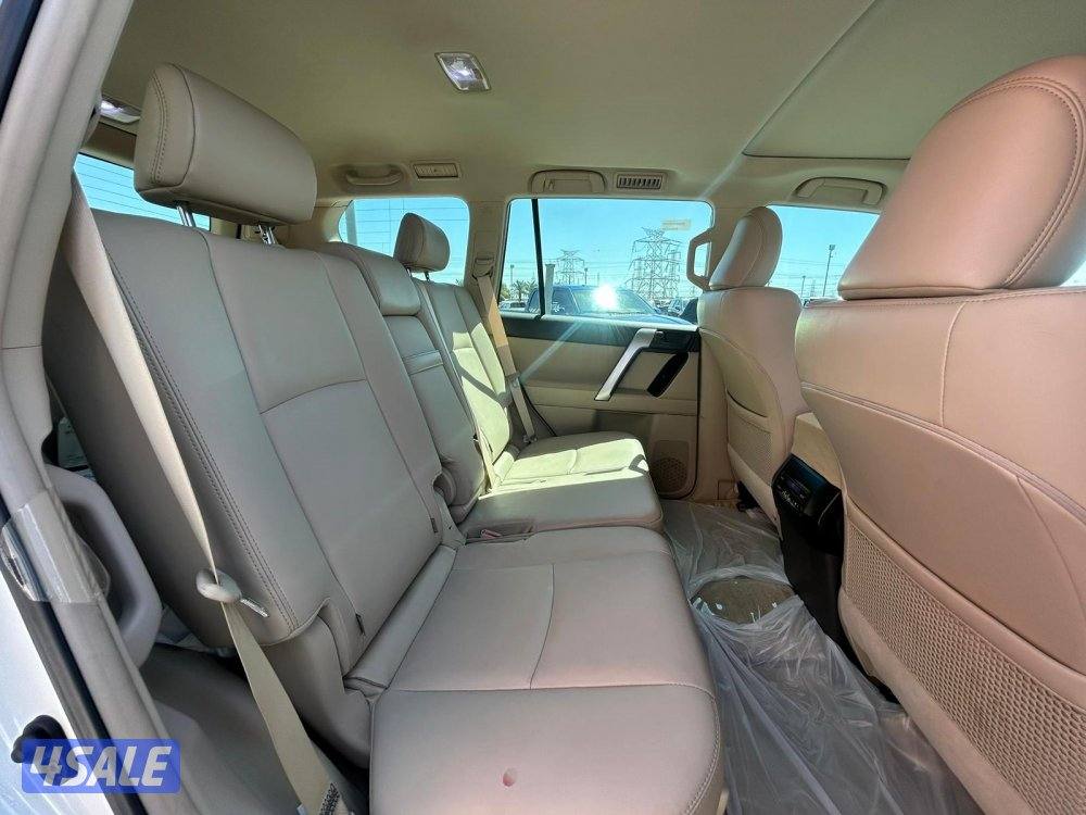 لاند كروزر برادو TX.L موديل 2023 ماشى 78.000 k.m   وارد الساير .4