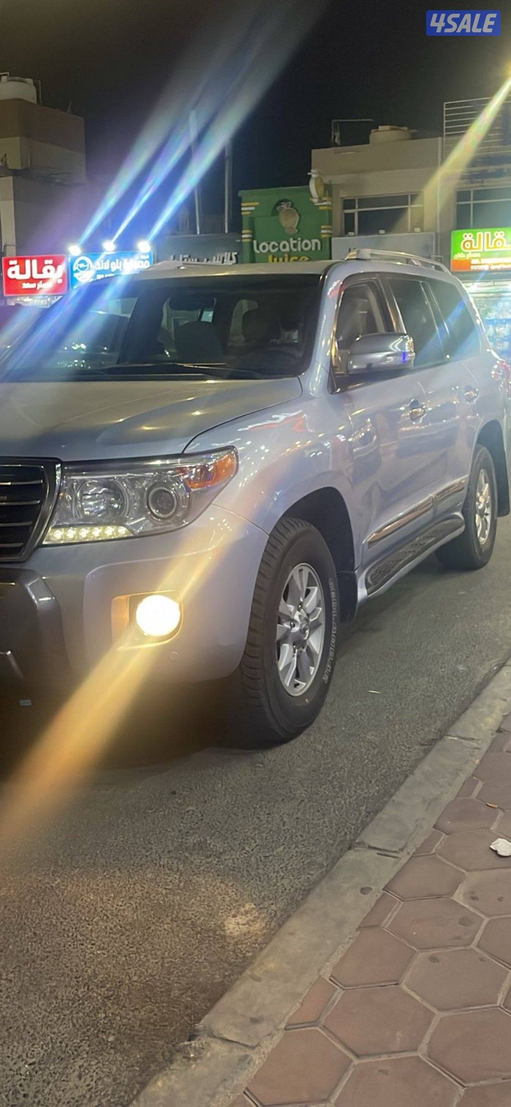 للبيع لاندكروزر موديل2012  صبغ وكاله بس قطعه كبر الكف2