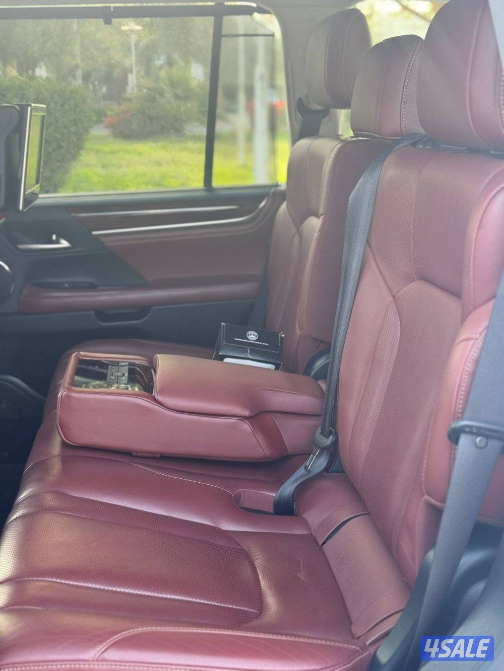 موديل 2018 عداد 70 الف8