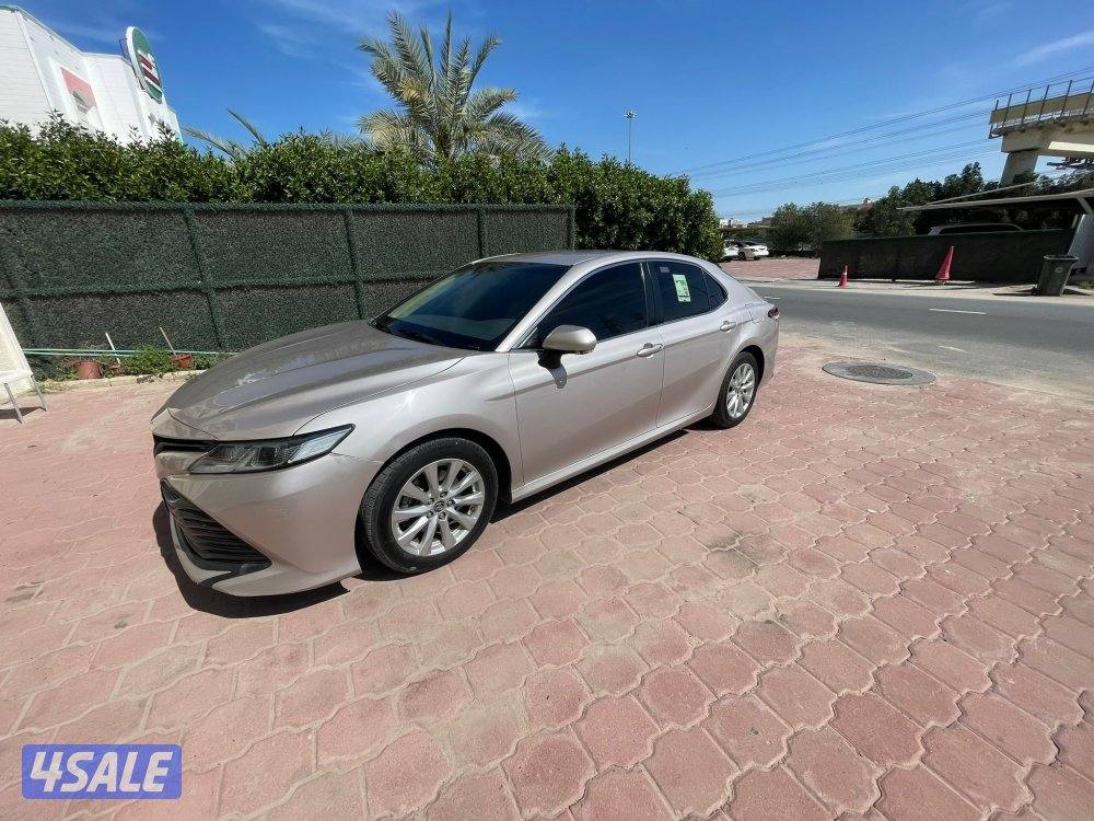 للبيع كامري موديل 2018 شرط الفحص سيرفس منتظم2