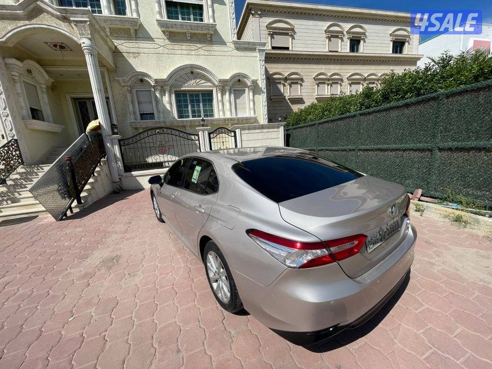 للبيع كامري موديل 2018 شرط الفحص سيرفس منتظم4