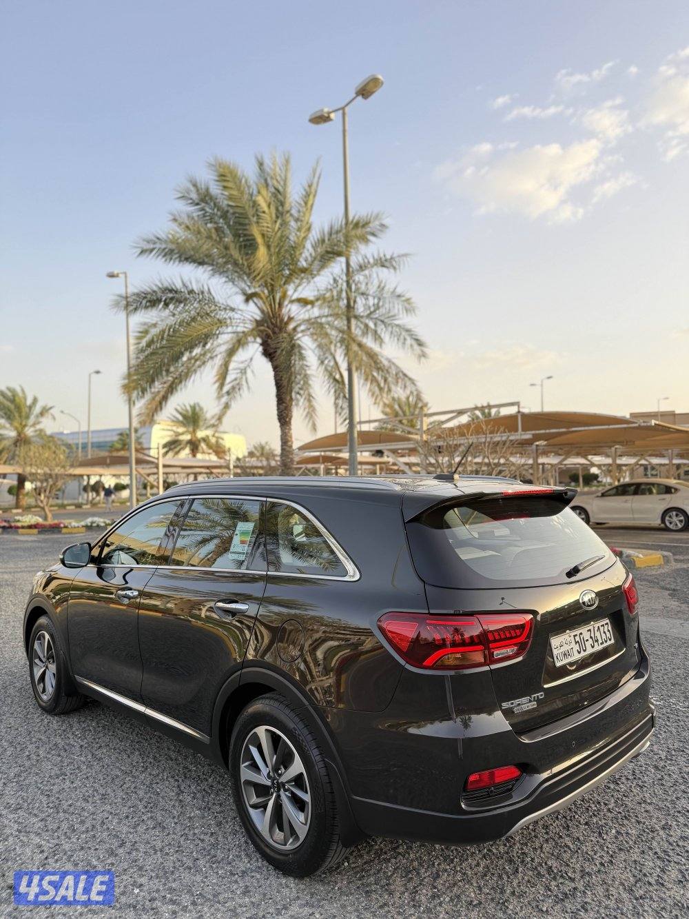 للبيع كيا سورينتو 20182