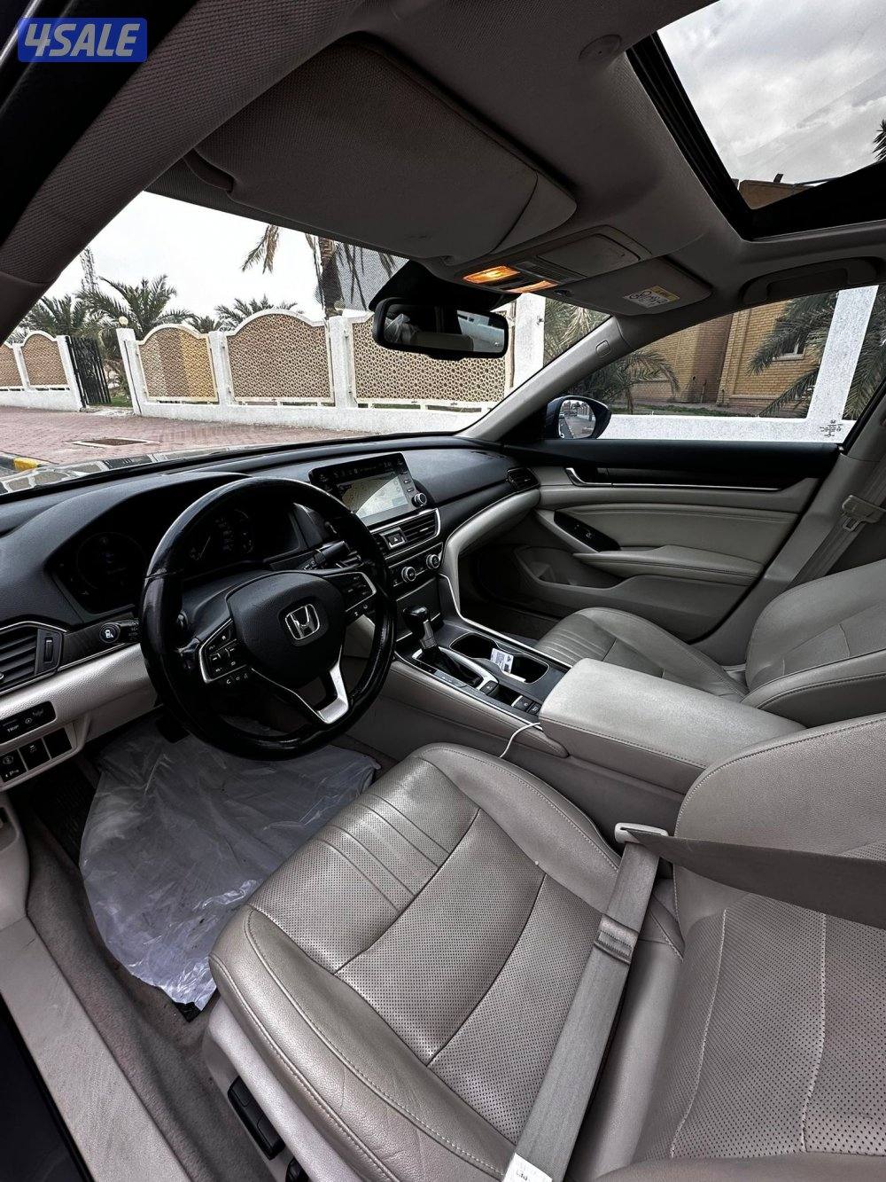 للبيع هوندا اكورد موديل 20192