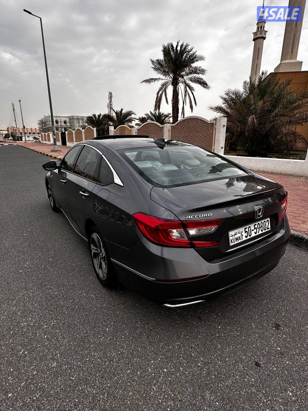 للبيع هوندا اكورد موديل 20193