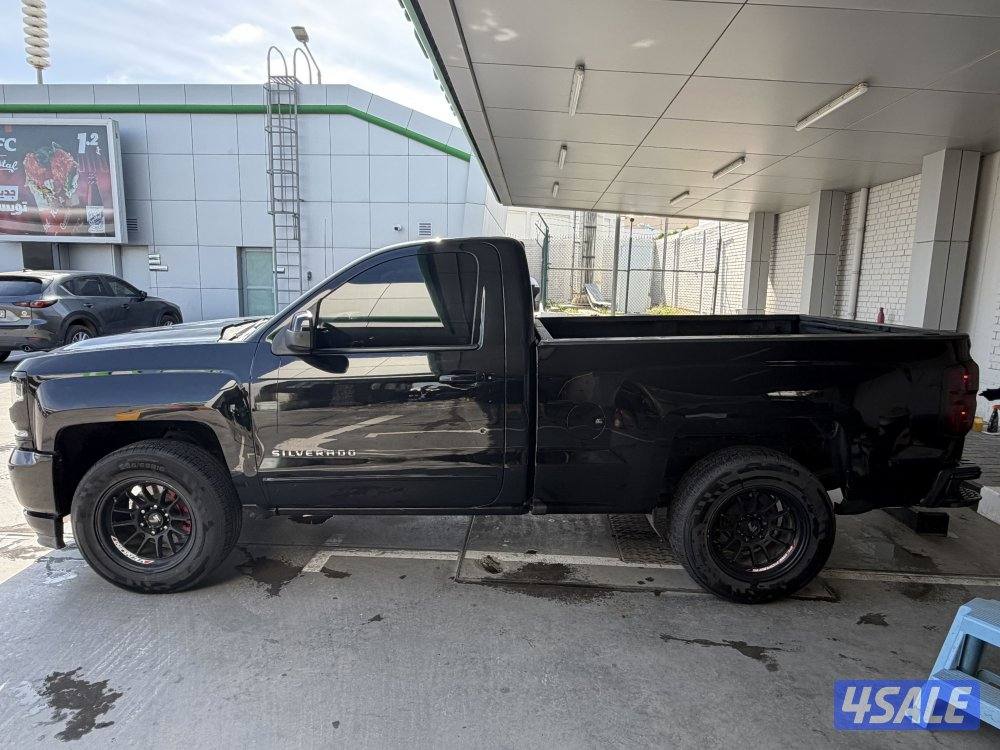 سلفرادو ٢٠١٨ LT شرط الفحص ماشي ٢٤٠0