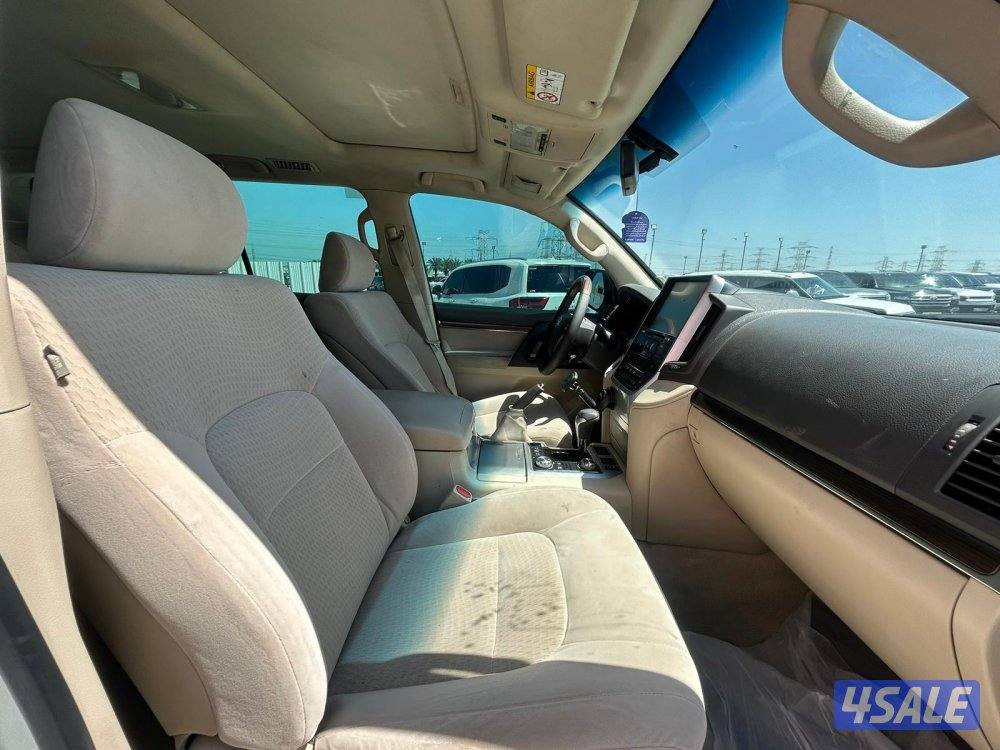 لاند كروزر GX.R-قراند تورينق .V8 موديل 2019 ماشى 266.000 k.m5