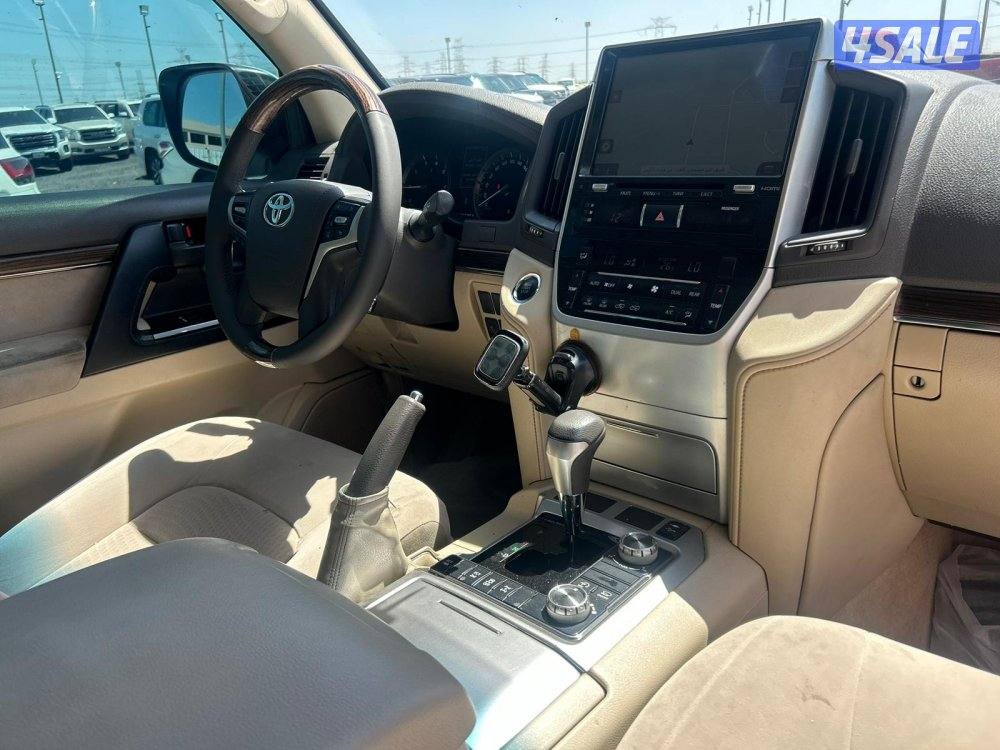 لاند كروزر GX.R-قراند تورينق .V8 موديل 2019 ماشى 266.000 k.m7