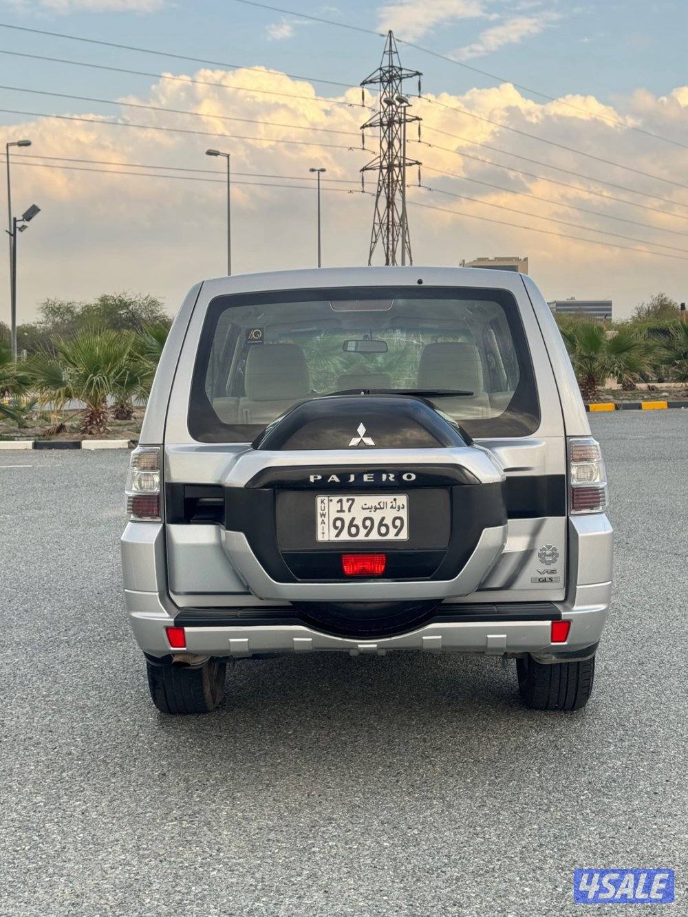 باجيرو 2020 ماشي  238 الف صبغ الوكاله وشرط الفحص5