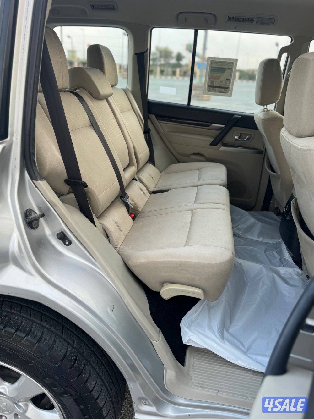 باجيرو 2020 ماشي  238 الف صبغ الوكاله وشرط الفحص8