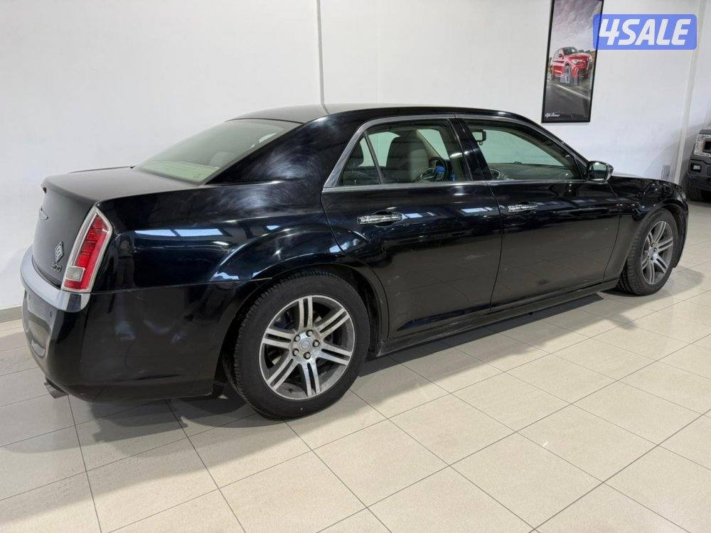 Chrysler 300 Limited V8 20131