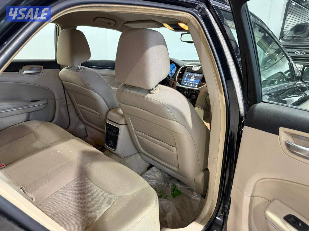 Chrysler 300 Limited V8 20135