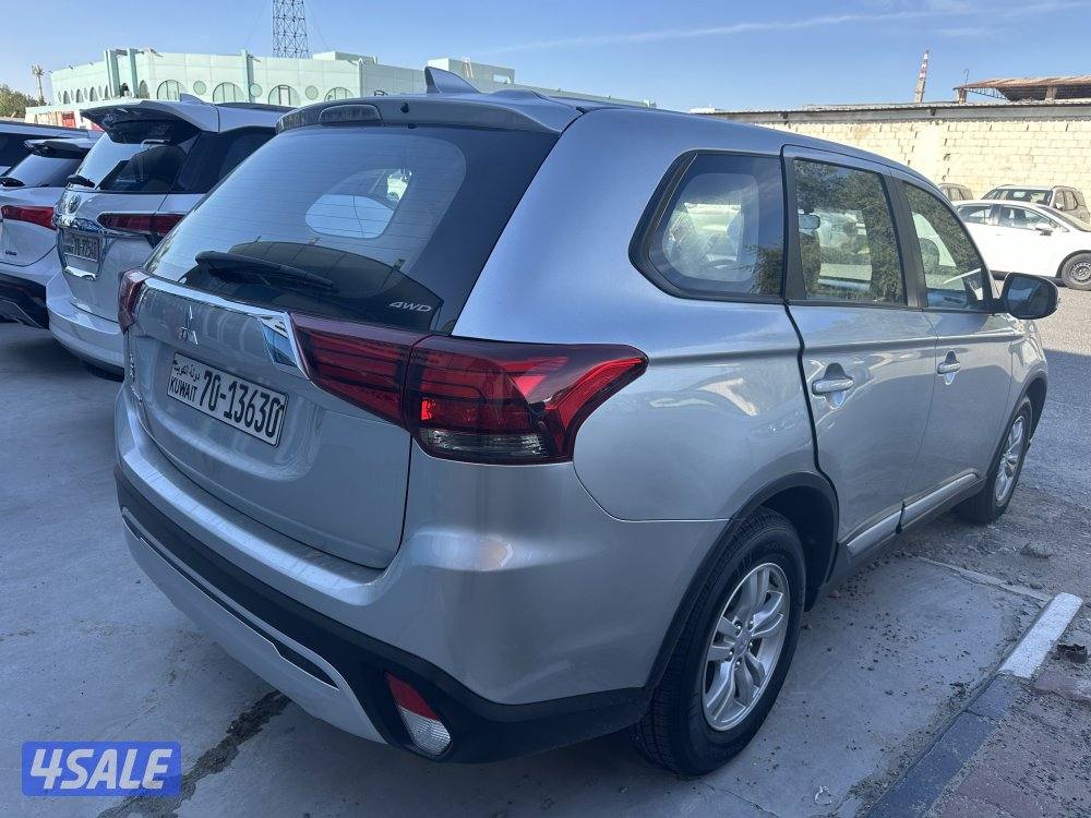 ميتسوبيشي اوتلاندر موديل 20221