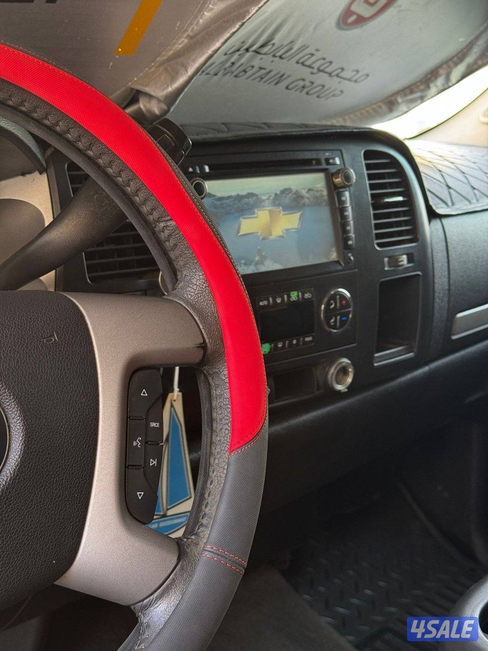 للبيع وانيت سلفرادو Z71 بحاله ممتاذه5