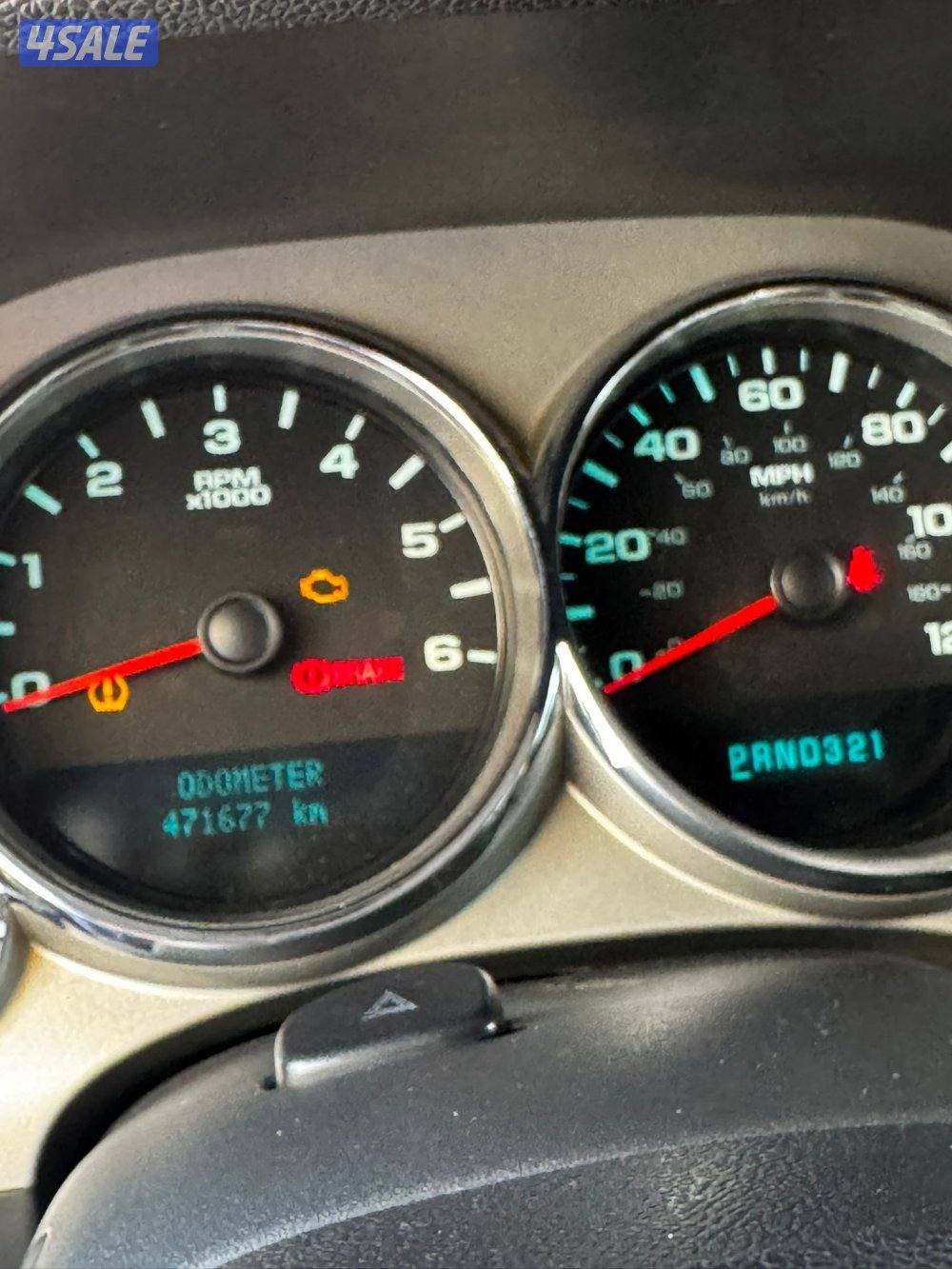 للبيع وانيت سلفرادو Z71 بحاله ممتاذه9