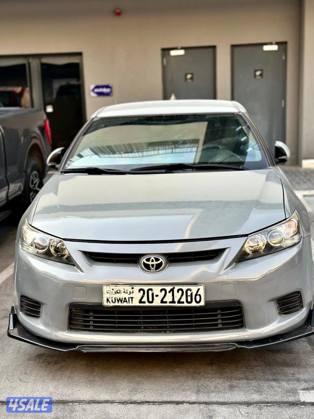 2011 سيارة زيلاس 4 سلندر4