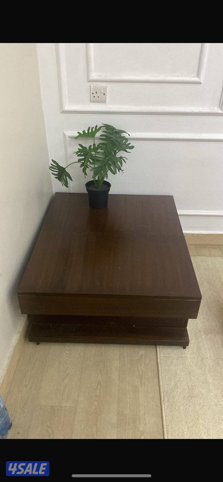 بيع الأثاث لعدم توفير المكان السعر الي يناسبك طاولات طقم عدد 2 قنفات0