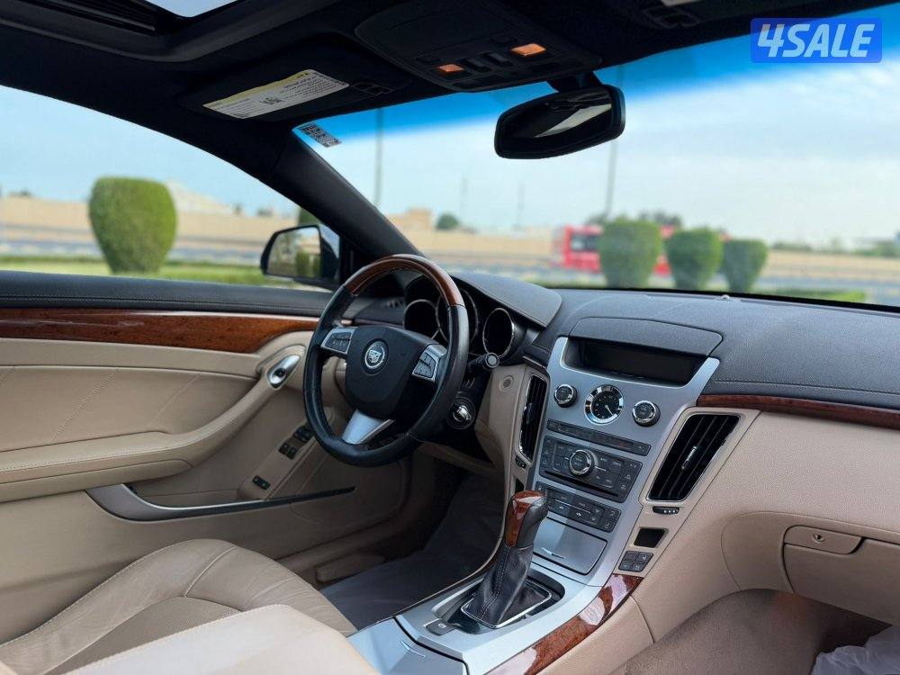 كاديلاك CTS 2011 بحالة الوكالة8