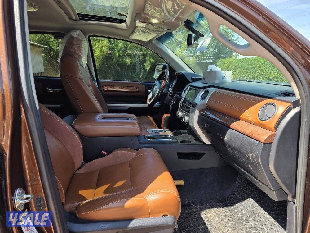 للبيع وانيت تويوتا تندرا0