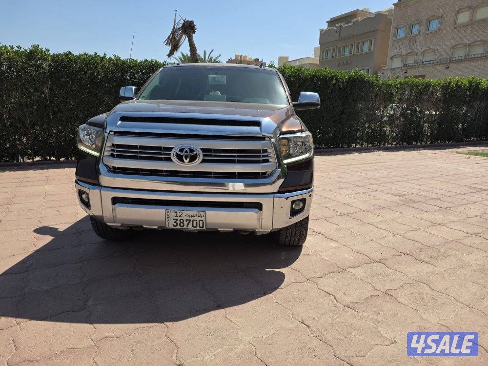 للبيع وانيت تويوتا تندرا3